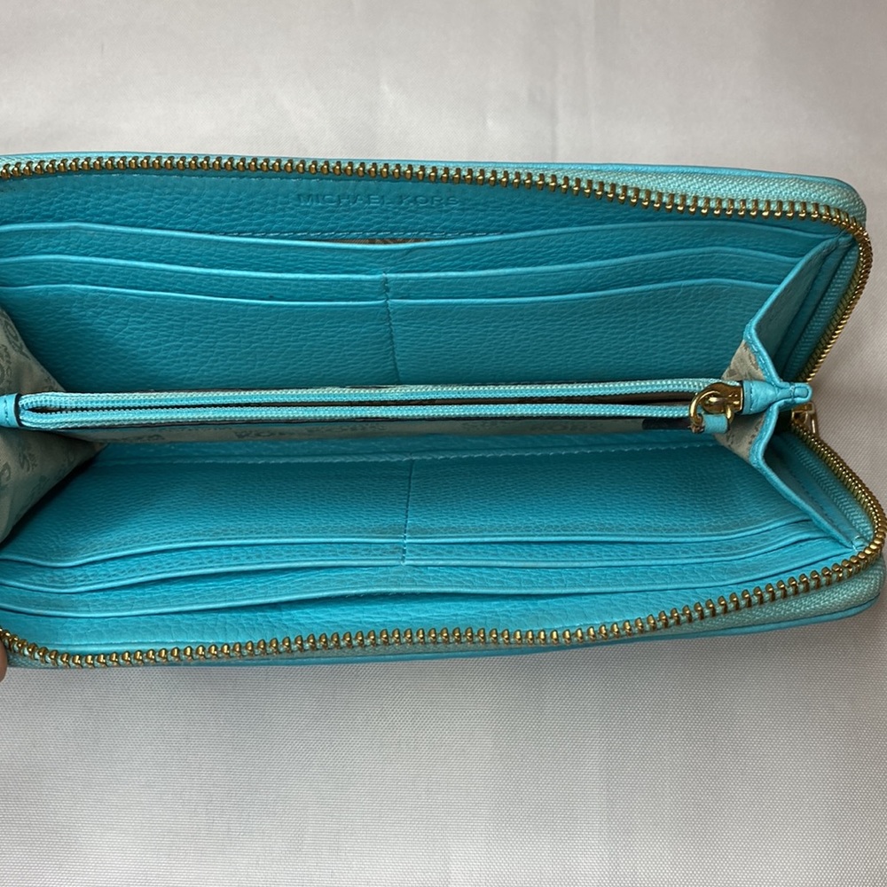 Michael Kors Wallet Tiffany Blue Preloved - Picture 6 of 8